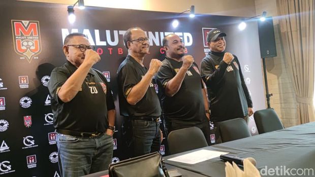 malut united zainuddin umasangadji imran nahumarury dirk soplanit