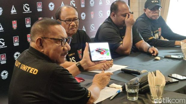malut united zainuddin umasangadji