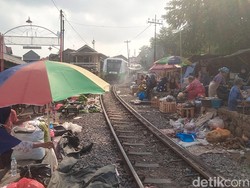 Menengok Pasar Ekstrem Surabaya Sudah Ada Sejak 53 Tahun Silam
