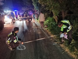 Truk Tangki Tetes Tebu Tabrak 2 Motor di Jombang, 1 Orang Tewas