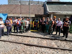 KAI Daop 8 Tutup 3 Pelintasan Tanpa Palang Pintu di Kota Malang KAI Daop 8 Tutup 3 Pelintasan Tanpa Palang Pintu di Kota Malang