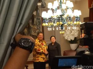 Airlangga Melapor ke Jokowi Sebelum Bertemu Puan Airlangga Melapor ke Jokowi Sebelum Bertemu Puan