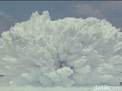 Ledakan Bom Atom di Bawah Laut Tak Kalah Ngeri