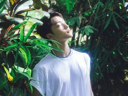 Video: Momen Kevin THE BOYZ Angkat Banner PALESTINA di Konser