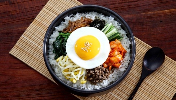 Bibimbap/foto: koreanbapsang.com Bibimbap