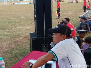 Terkenal Heboh, Segini Pendapatan Komentator Liga Tarkam di Cirebon Terkenal Heboh, Segini Pendapatan Komentator Liga Tarkam di Cirebon