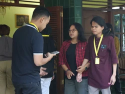 Kisah Irsyad, Mahasiswa Tunanetra UGM yang Semangat Jalani KKN