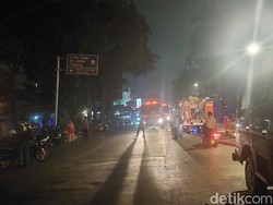 Kebakaran Bangunan di Dekat RS Salak Bogor, Jl Sudirman Ditutup Sementara