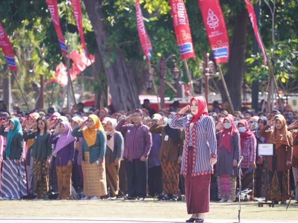 Kental Adat Jawa, Upacara HUT Klaten Ke-219 Dimeriahkan Fragmen Teatrikal