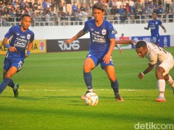 Alot! PSIS Vs Borneo FC Berakhir dengan Skor Kacamata