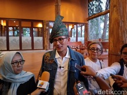 Sandiaga Minta Bajafash Digelar di Batam saat Konser Coldplay Singapura