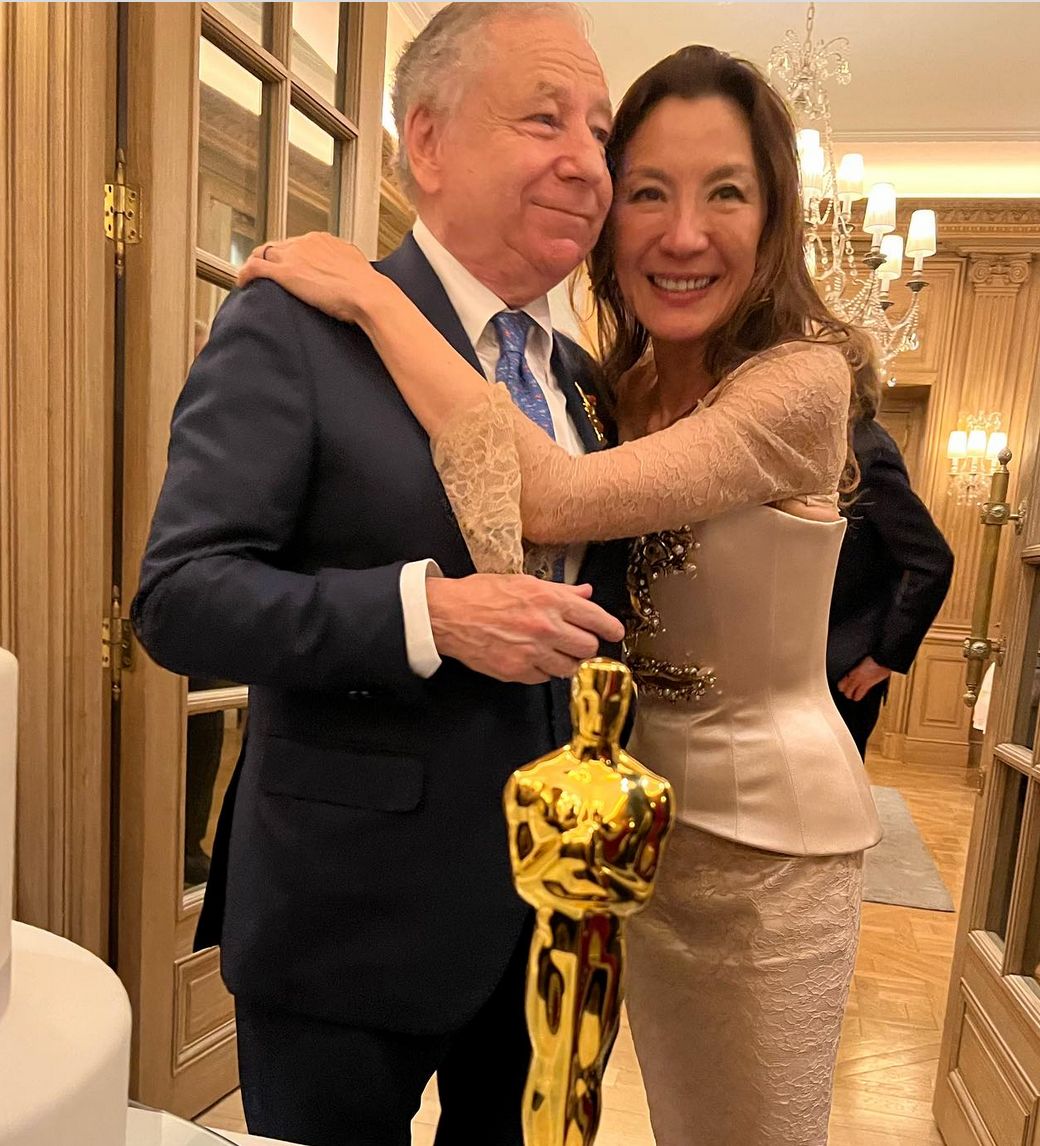 Michelle Yeoh dan Jean Todt menikah setelah 19 tahun tunangan.