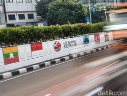 Mural Sambut KTT ASEAN Hiasi Jalan Arteri Pondok Indah