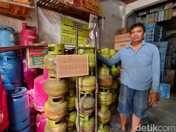 Pasokan Elpiji 3 Kg Anjlok 50 Persen, Pengecer di Mojokerto Naikkan Harga