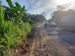 Pemerintah Gelontorkan Dana Rp 110 M Perbaiki Jalan Rusak Menuju IKN