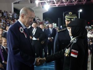 Polwan Polda Jatim Ranking 5 di Akademi Polisi Turki, Diwisuda Erdogan Polwan Polda Jatim Ranking 5 di Akademi Polisi Turki, Diwisuda Erdogan