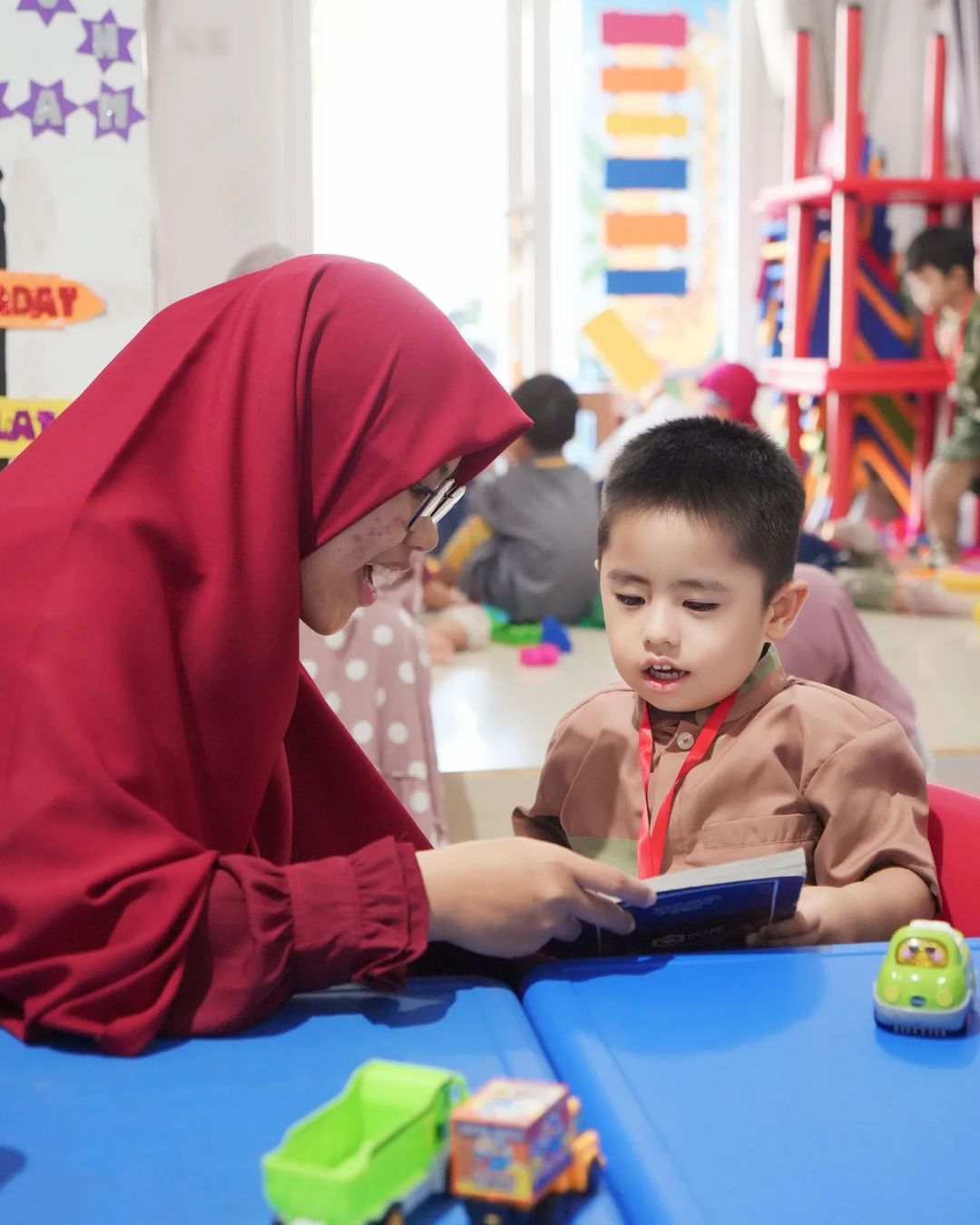 Potret Sulaiman Anak Oki Setiana Dewi