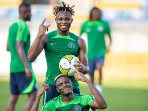 Osimhen yang Suruh Chukwueze Gabung AC Milan