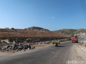 Pemda DIY Sebut TPA Piyungan Buka Terbatas Hari ini, Pemulung: Masih Sepi Pemda DIY Sebut TPA Piyungan Buka Terbatas Hari ini, Pemulung: Masih Sepi