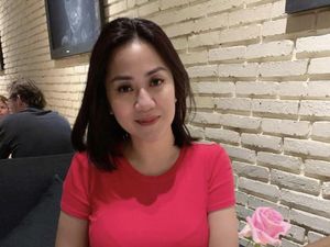 Tante Ernie Ceraikan Irwan Usai 21 Tahun Menikah, Ini Penyebabnya Tante Ernie Ceraikan Irwan Usai 21 Tahun Menikah, Ini Penyebabnya