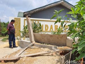 Penampakan Akses Jalan ke Kompleks di Pekanbaru yang Dibeton Warga