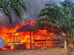 Emak-emak Greget di Riau, Bakar Warung Remang-remang Sarang Prostitusi