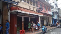 7 Toko Roti Legendaris di Bandung, Ada yang Eksis Sejak 1929