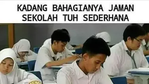 10 Meme Nostalgia Zaman Sekolah, Jadi Kangen
