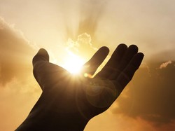 Apa yang Terjadi pada Manusia di Alam Barzah?