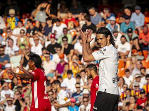 Putus Kontrak dengan Valencia, Cavani Merapat ke Boca Juniors