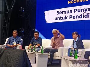 Tiga Bacapres di Pos Bloc