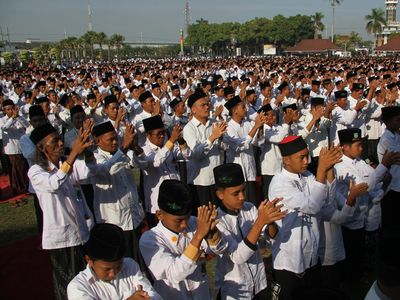Pemecahan Tiga Rekor MURI Sekaligus di Jombang