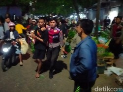 Pesilat Surabaya Bikin Onar, Dikejar Polisi Lalu Nyamar Beli Sayur