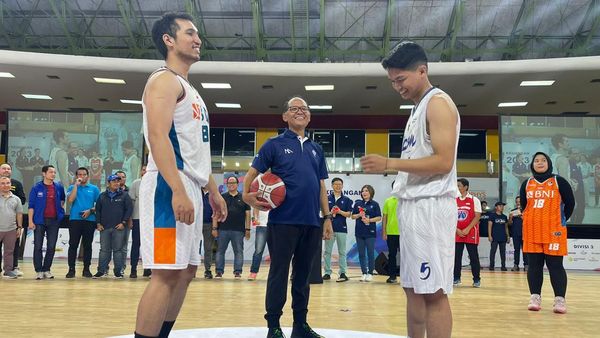 Potret Keseruan Liga Basket Jasa Keuangan