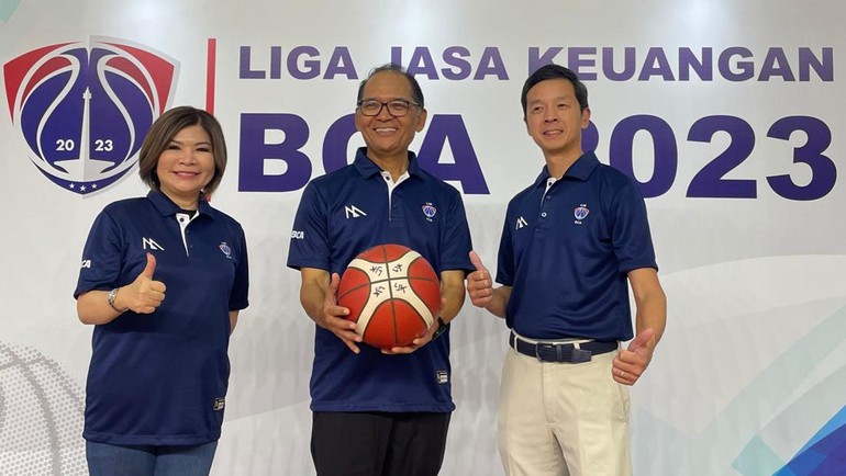 BCA berkomitmen untuk senantiasa mempererat hubungan antar lembaga keuangan lewat berbagai kegiatan yang dapat meningkatkan persahabatan antar lembaga, seperti olahraga. Komitmen ini diwujudkan BCA dengan menjadi sponsor utama dalam perhelatan Liga Basket “Liga Jasa Keuangan 2023” yang akan berlangsung mulai hari ini, Sabtu (29/7) hingga November 2023.  