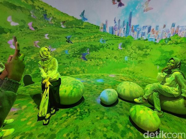 Ramai Pengunjung, Pameran Immersif Jadi Tempat Asyik Swafoto
