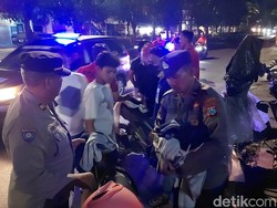 Berbagai Cara Ditempuh Pesilat Terobos Penyekatan Saat Pengesahan Warga PSHT