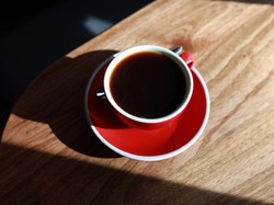 Warna dan Bentuk Cangkir Ternyata Pengaruhi Rasa Kopi