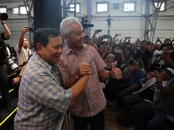 Prabowo Unggah Salam Komando Bareng Ganjar: #Persahabatan untuk Indonesia