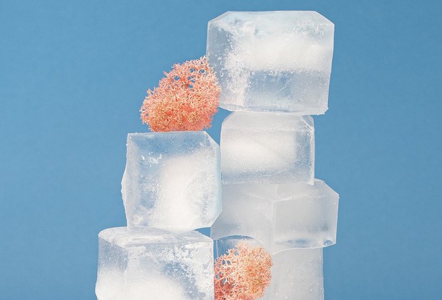 Foto beberapa blok es batu