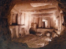 Labirin Bawah Tanah Ini Kota Pekuburan Tiga Tingkat