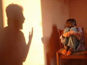 Guru di Manggarai NTT Diduga Pukul Siswa hingga Pingsan Guru di Manggarai NTT Diduga Pukul Siswa hingga Pingsan