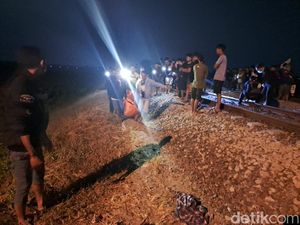 7 Fakta Tentang Kecelakaan Maut Mobil Vs Kereta Api di Jombang 7 Fakta Tentang Kecelakaan Maut Mobil Vs Kereta Api di Jombang