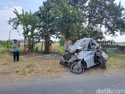 Nestapa Arimbi Si Bungsu Sebatang Kara Korban Laka Maut Luxio Tertabrak KA