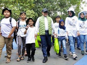 Momen Cak Imin Ajak Anak Yatim Wisata ke Ancol