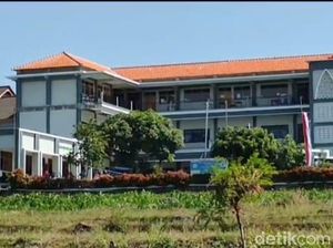 Santriwati Magetan Viral Tenteng Airsoft Gun, Pengamat Pertanyakan Niat EO Santriwati Magetan Viral Tenteng Airsoft Gun, Pengamat Pertanyakan Niat EO