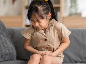 Kenali Penyebab Perut Anak Sakit Melilit Secara Tiba-tiba