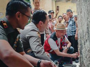 Duet Jusuf Hamka dan Polri Bedah Rumah Tak Layak Huni di DKI