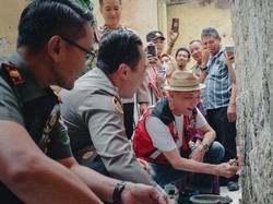 Duet Jusuf Hamka dan Polri Bedah Rumah Tak Layak Huni di DKI