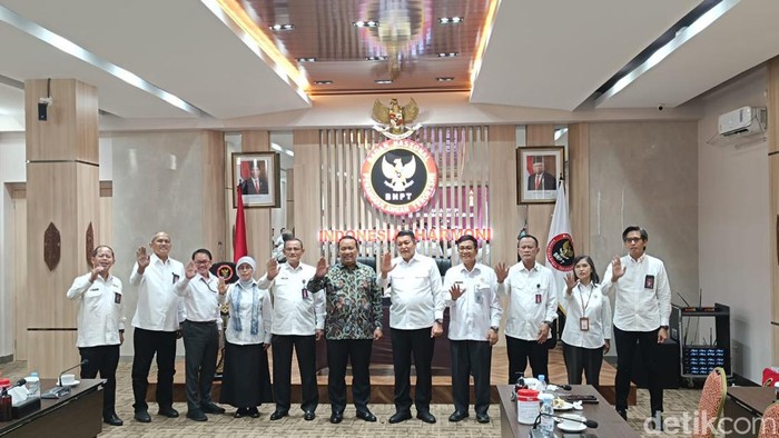 BPK RI menyatakan pembukuan keuangan BNPT tahun 2022 masuk akal tanpa pengecualian (WTP). BPK tetap memberi catatan ke BNPT. (Rizky AM/)